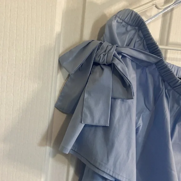 INC Off the shoulder blouse - Picture 3 of 4